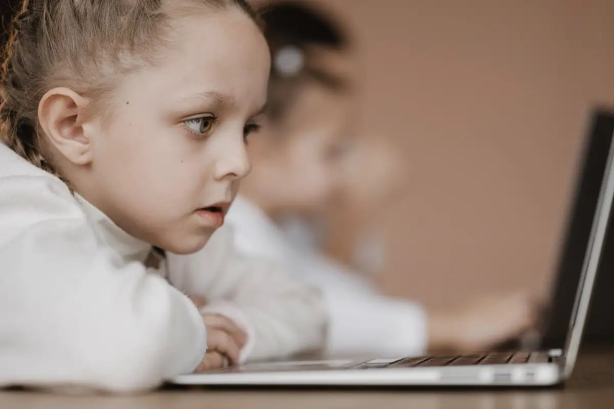 Understanding “annalizababy10”: Meaning and Online Interest